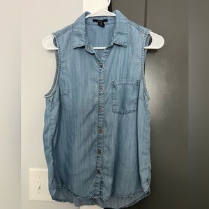 Forever 21 Sleeveless Soft Denim-Like shirt in Size M.